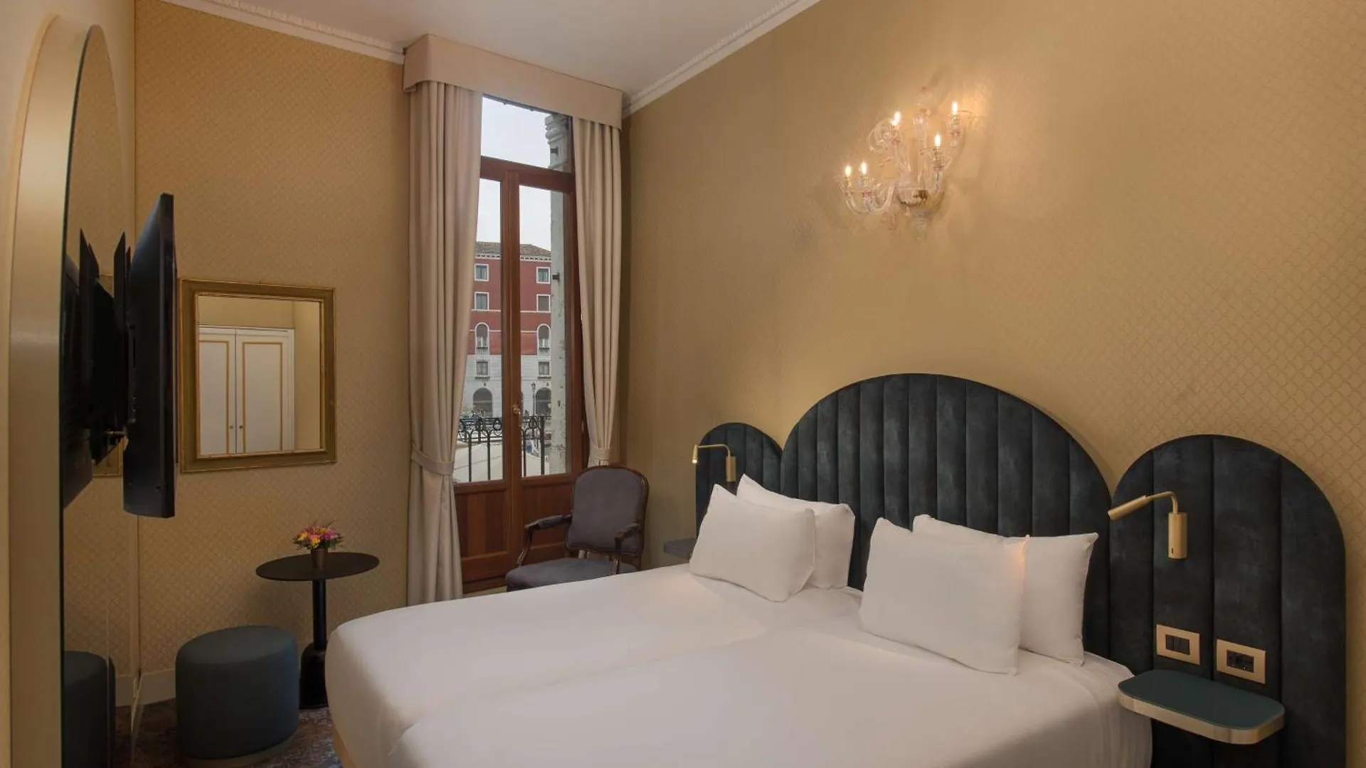 Nh Venezia Santa Lucia Hotell Italien