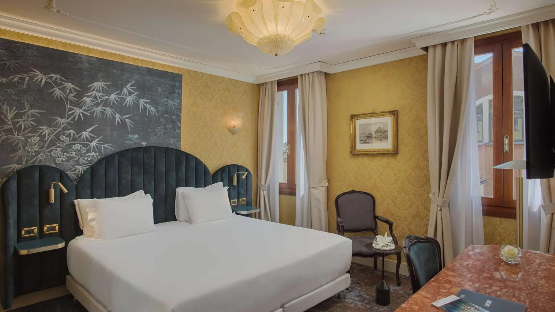 Nh Venezia Santa Lucia Hotel Venice