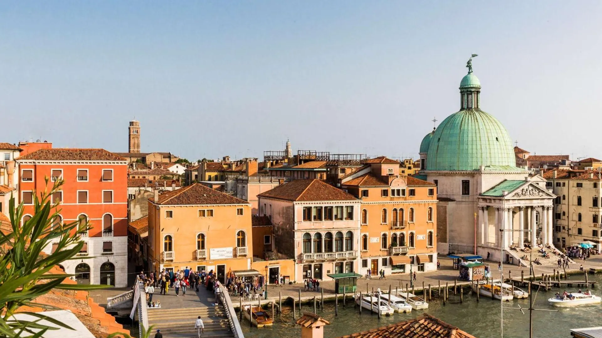 Nh Venezia Santa Lucia Hotel