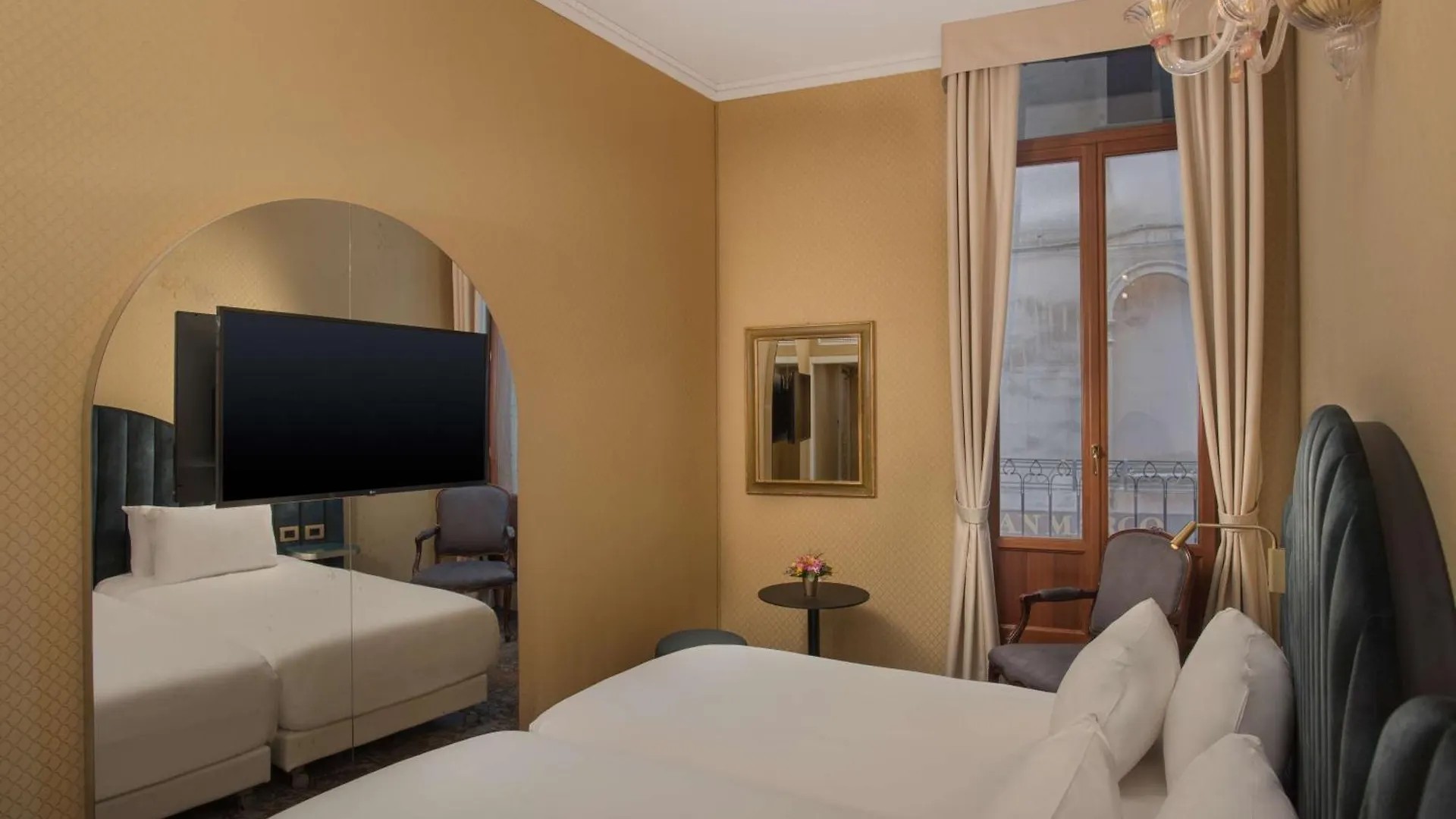 Nh Venezia Santa Lucia Hotel 4*, Venice Italy